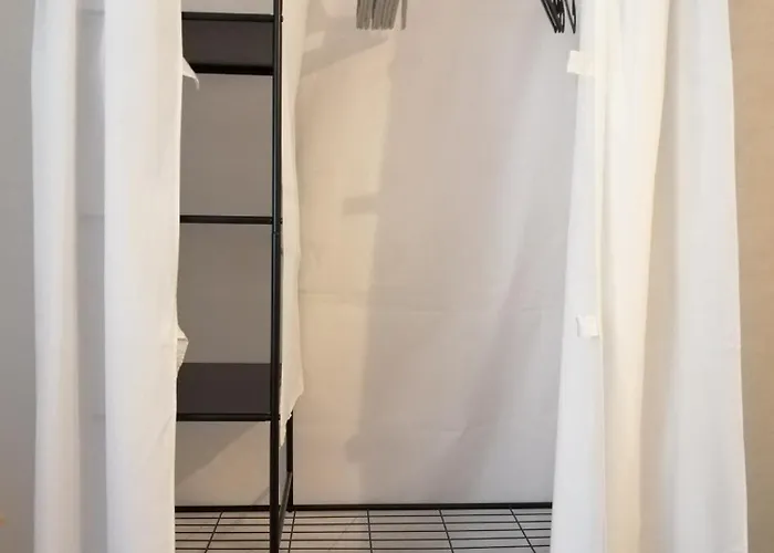 Italian Bed Breakfast Bed & Breakfast